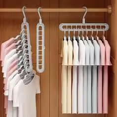 FOLDABLE HANGER