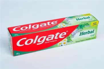 COLGATE HERBAL PASTE 140G